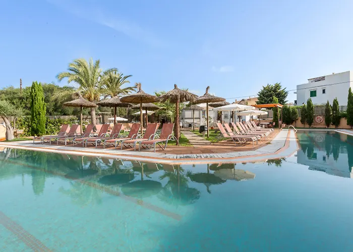 Cala d'Or (Mallorca) Aparthotels