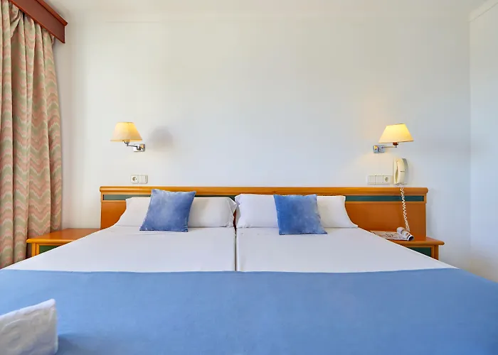 Cala d'Or (Mallorca) Hotels