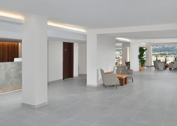 Leonardo Royal Hotel Mallorca Palmanova Bay - 4 star Hotel