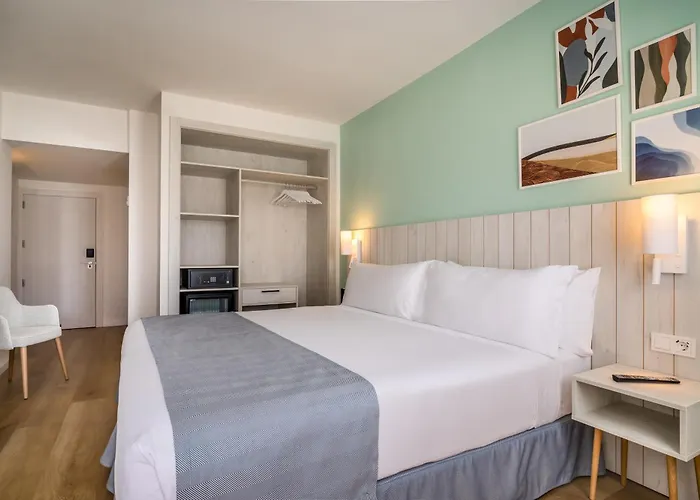 Barcelo Ponent Beach Cala d'Or  - 4 star Hotel