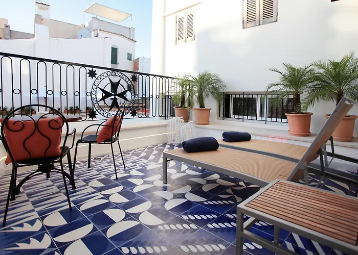 Palma de Mallorca hotels near Plaza Mayor