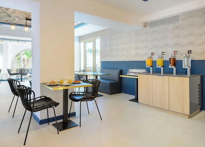 Playa de Palma (Mallorca) hotels near Cala Estancia Beach