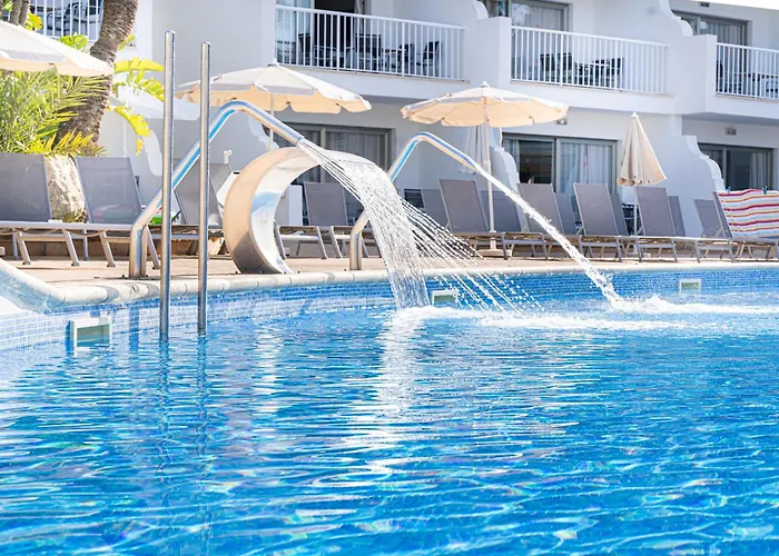 Palma Nova (Mallorca) hotels near Club de Golf Poniente